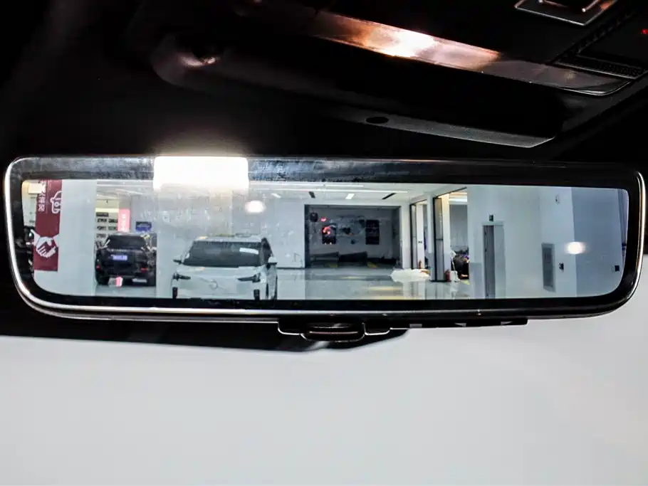 Land Rover Defender 2024 110 3.0T P400 X-DYNAMIC HSE фото 7