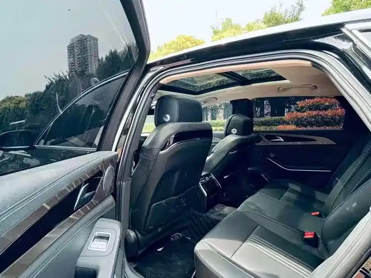 Hongqi H9 2020 2.0T Smart Connection Qi Xiang Edition фото 4