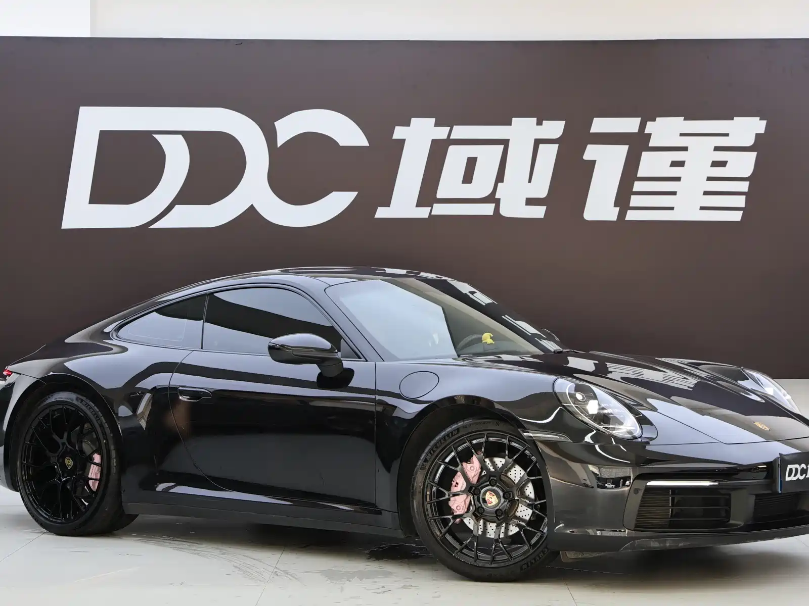 Фото 2 - Porsche 911