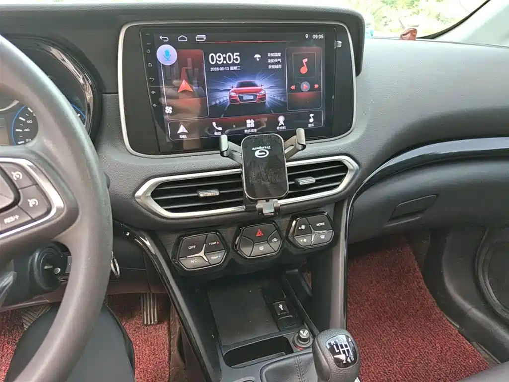 GAC Trumpchi Trumpchi GS4 2019 270T Manual 2WD Elite Edition фото 13