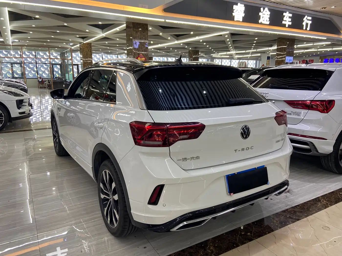 Volkswagen T-ROC 2022 280TSI DSG 2WD R-Line Pro PLUS фото 4