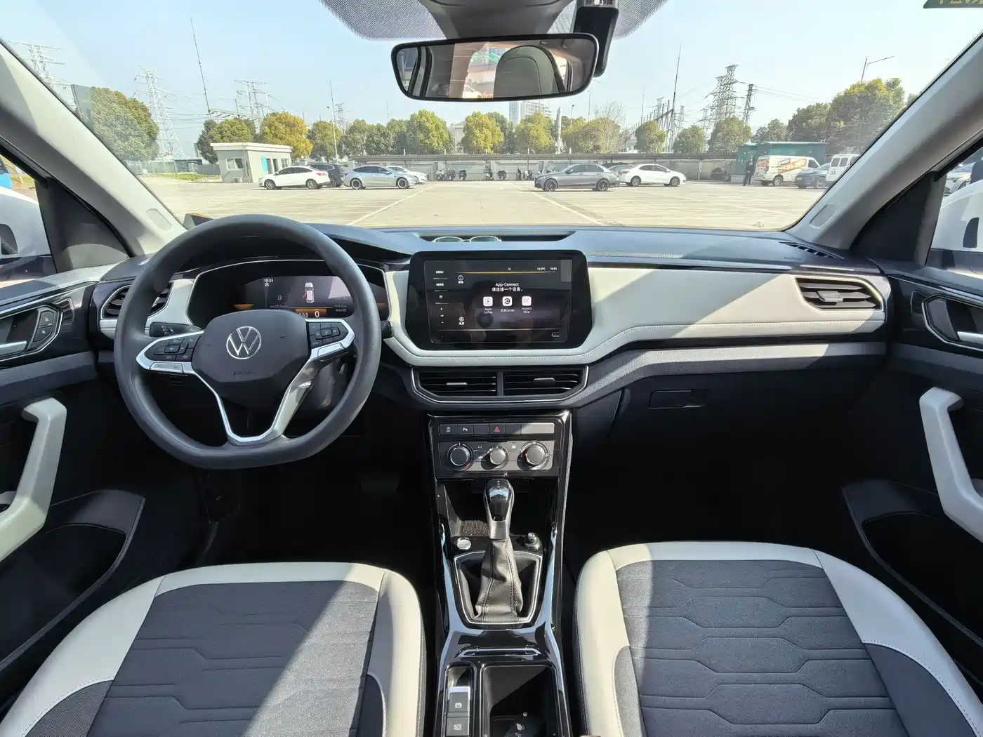 Volkswagen Tharu 2025 Model Rising Star 300TSI Aspiration Edition фото 10