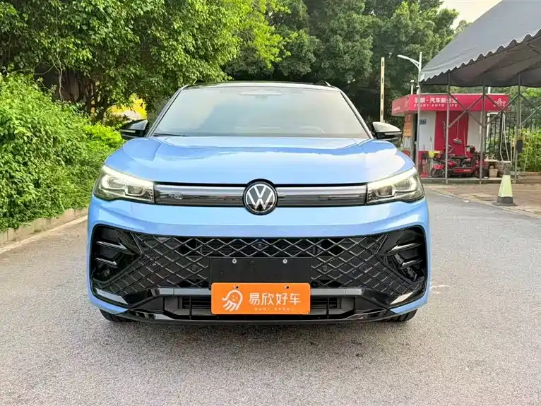 Volkswagen Tiguan L 2024 PRO 380TSI 4WD R-Line Premium Edition фото 2