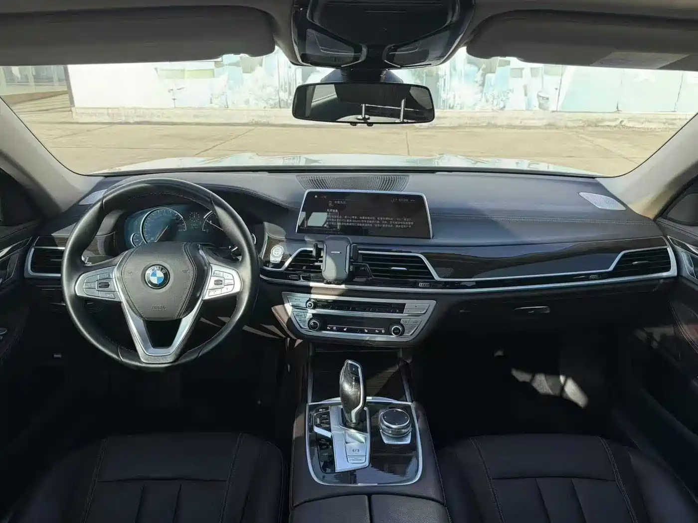 BMW 7 Series 2018 730Li Leading Type Excellence Package фото 7