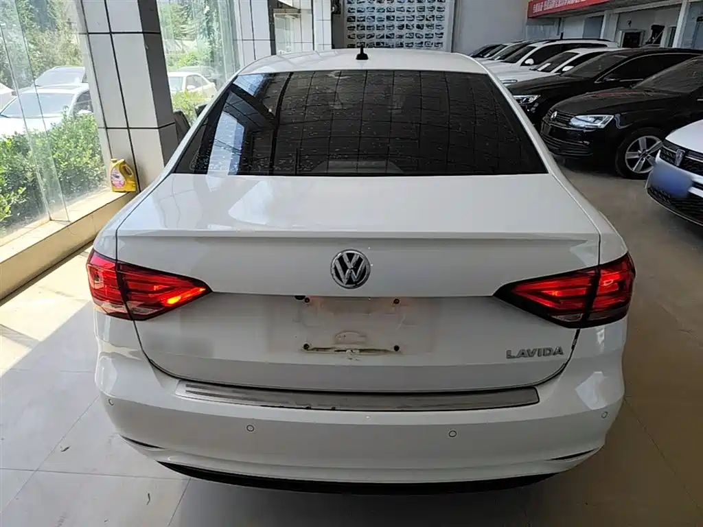 Volkswagen Lavida 2019 Lavida Start 1.5L Manual Trend (China VI) фото 6