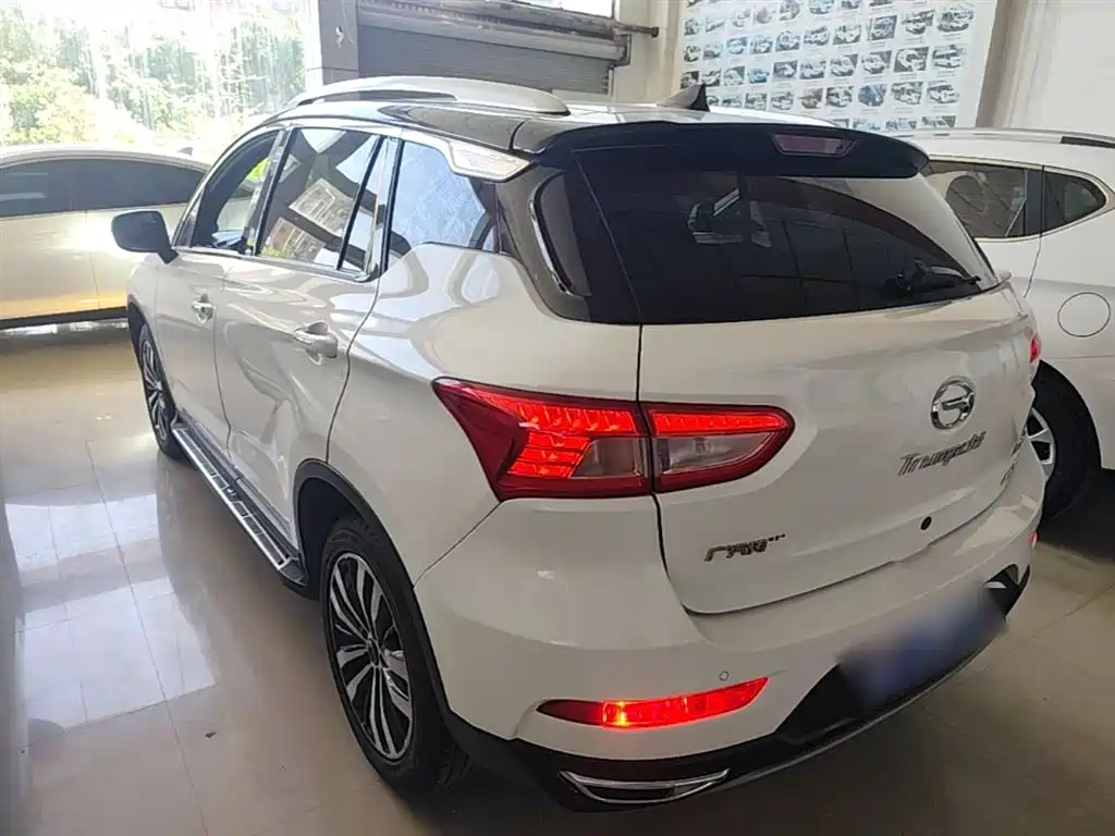 GAC Trumpchi Trumpchi GS4 2015 200T G-DCT Luxury Edition фото 5