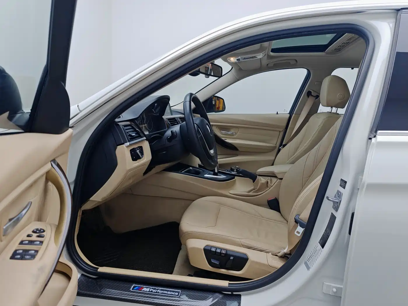 BMW 3 Series 2013 Facelift 320Li Luxury Design Package фото 14