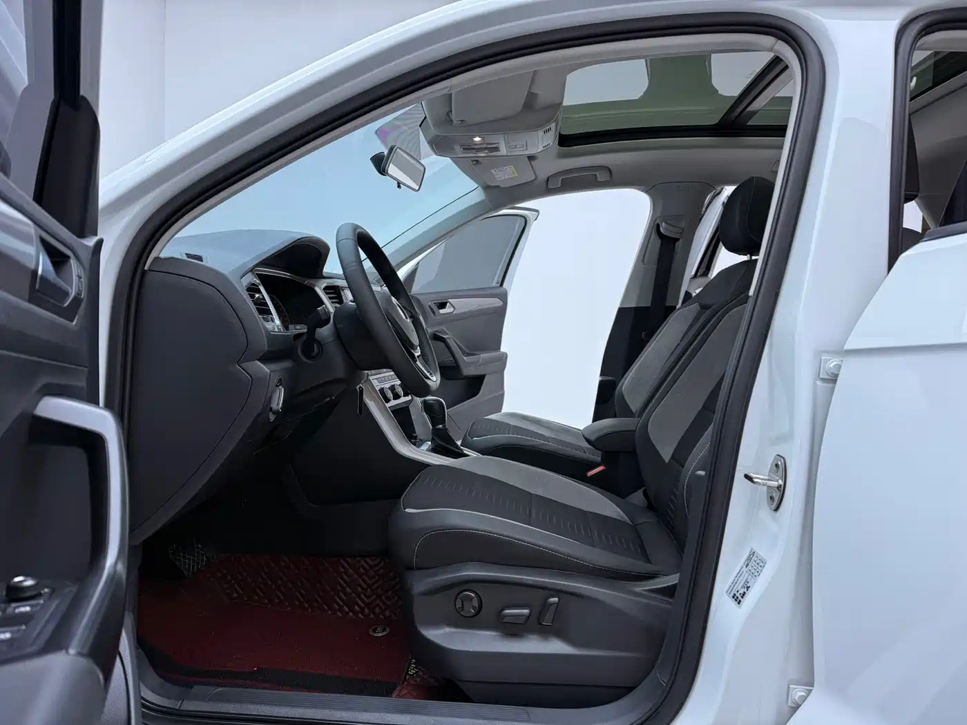 Volkswagen T-ROC 2021 280TSI DSG 2WD Comfort Connected фото 5