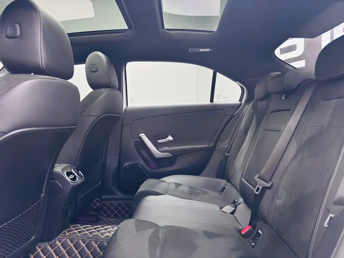 Mercedes-Benz A-Class 2020 A 200 L Sport Sedan фото 10