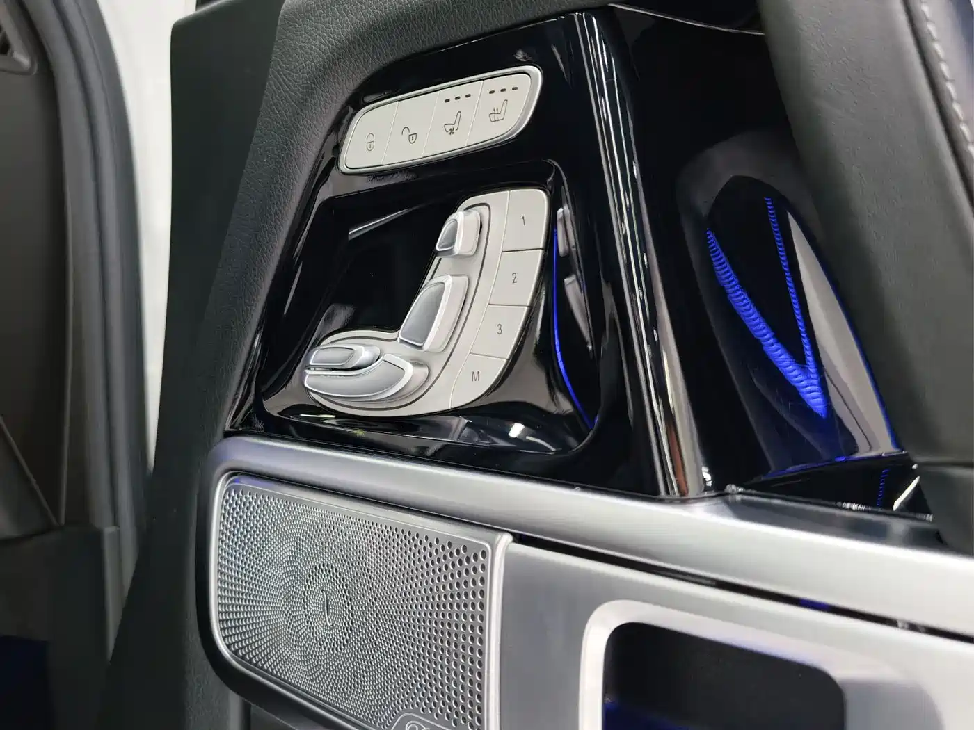 Mercedes-Benz G-Class 2022 G 500 фото 8