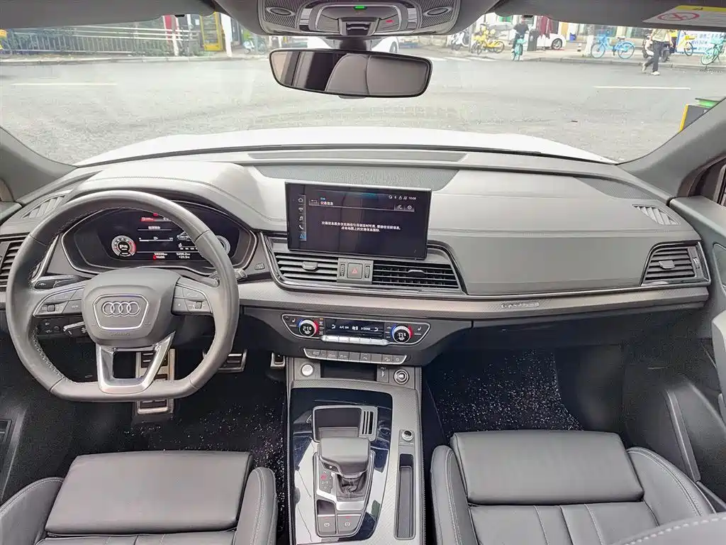 Audi Q5L 2023 40T Luxury Dynamic фото 10