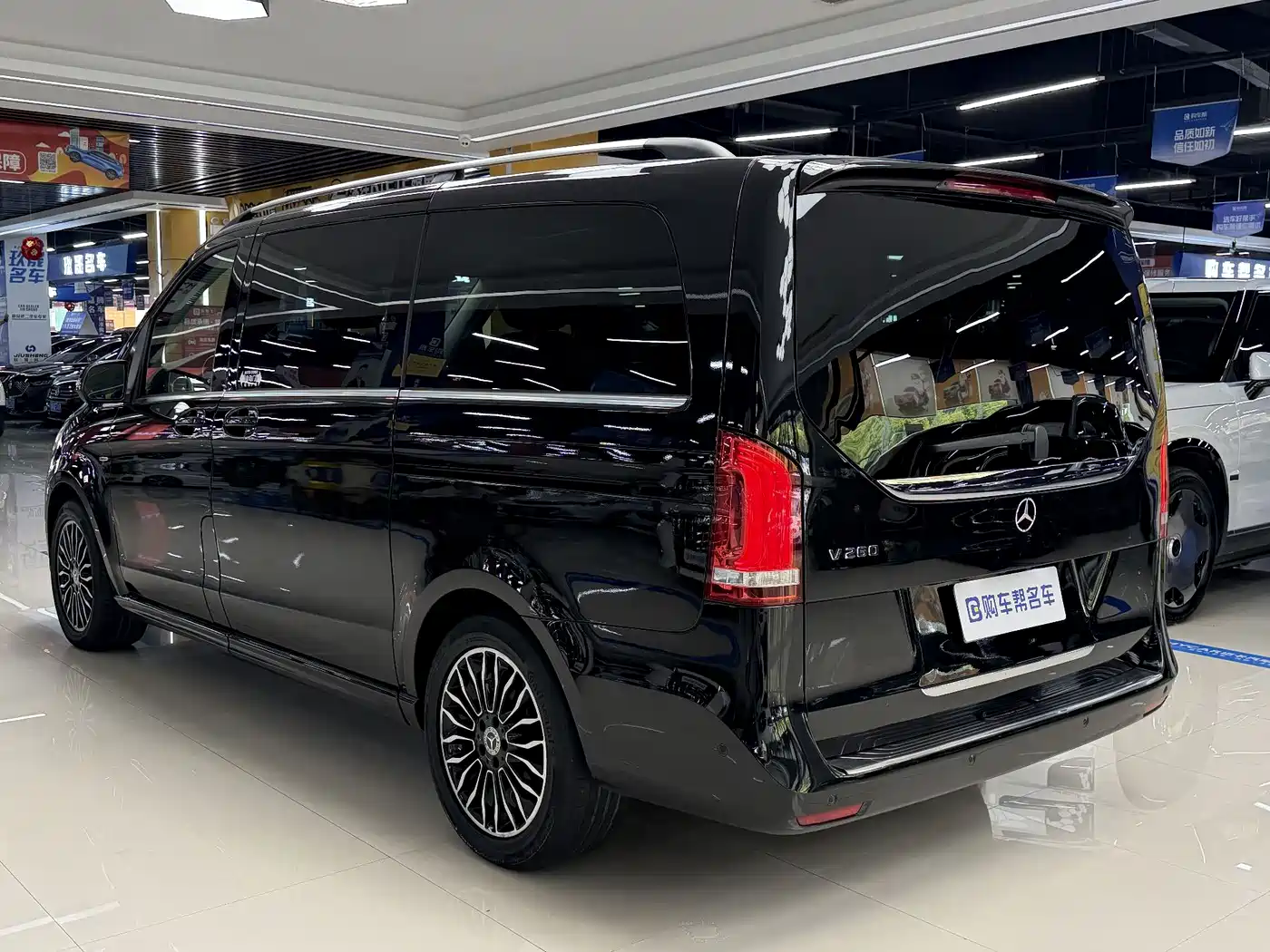 Mercedes-Benz V-Class 2018 V 260 Premium Edition China VI фото 23