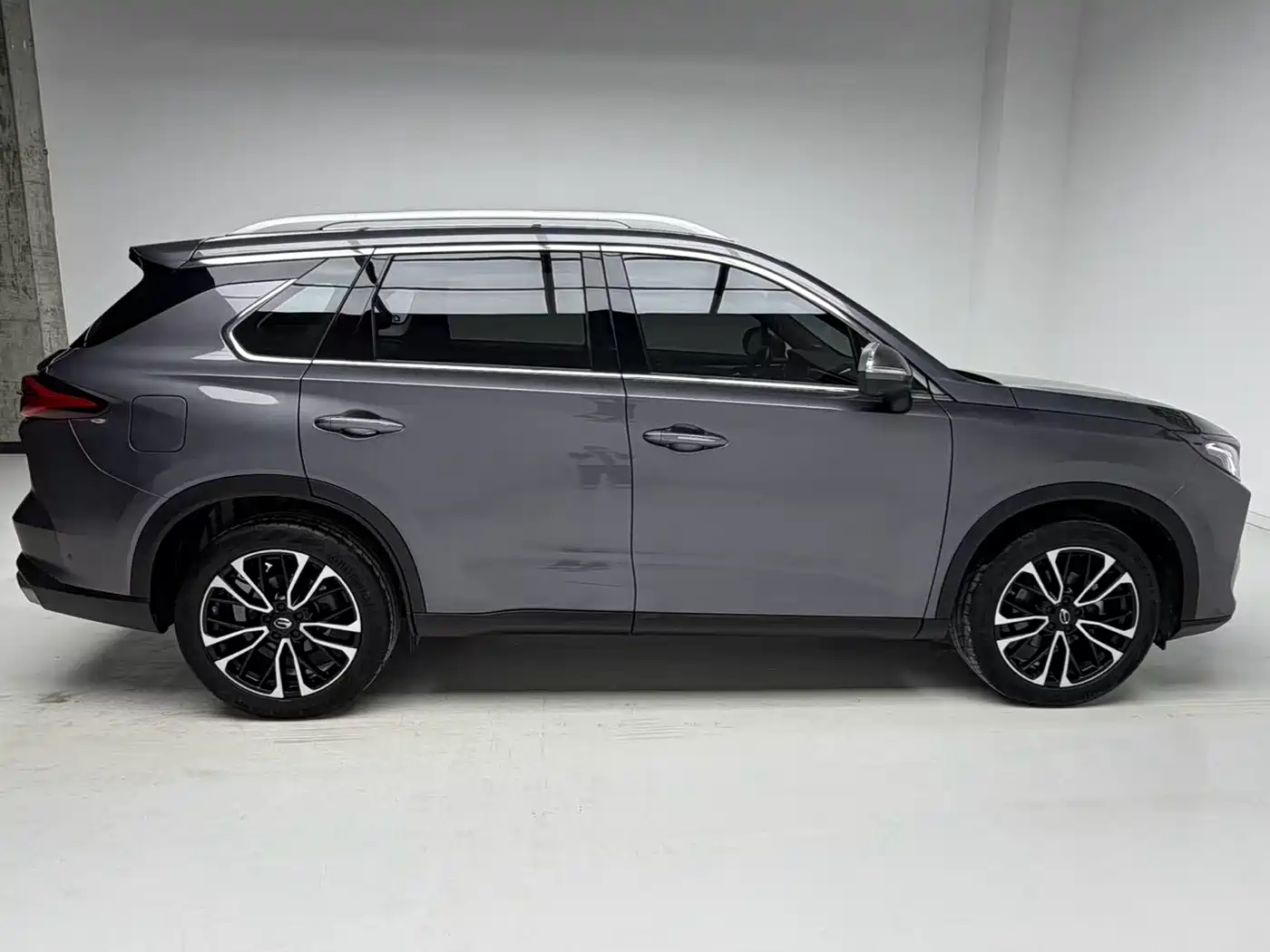 GAC Trumpchi Trumpchi GS4 PLUS 2021 390T Automatic Stellar Edition фото 7