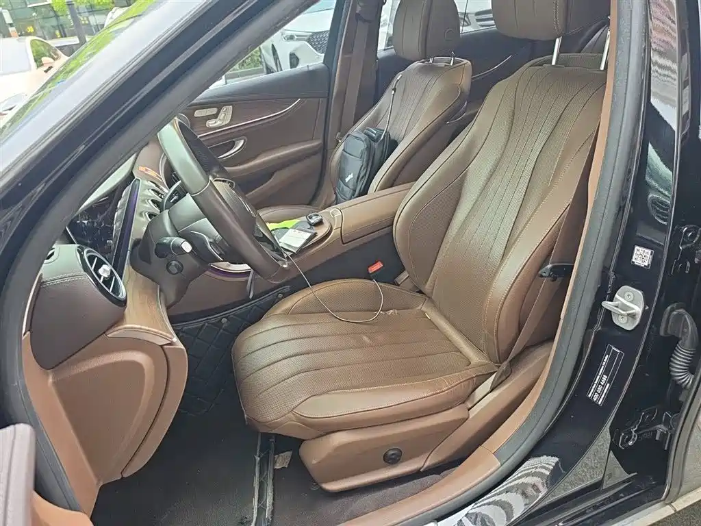 Mercedes-Benz E-Class 2022 Second Facelift E 300 L Premium фото 11