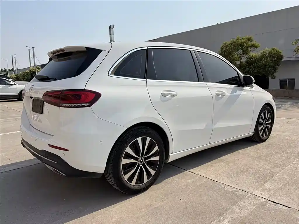 Mercedes-Benz B-Class 2021 B 200 Dynamic фото 6