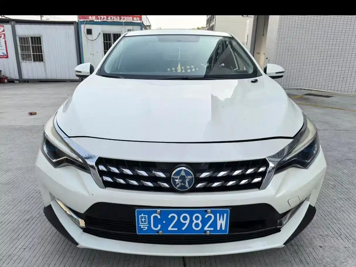 Venucia D60 2017 2018 1.6L CVT Smart Elite Edition