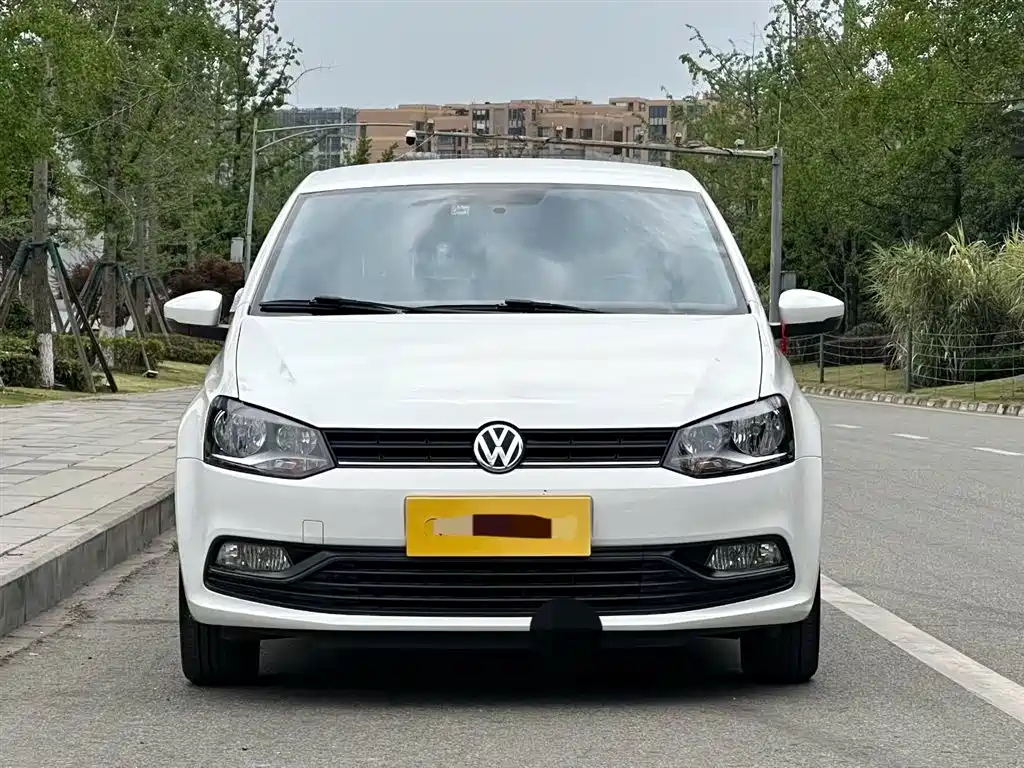 Volkswagen Polo 2018 1.5L Auto Safe Drive фото 2