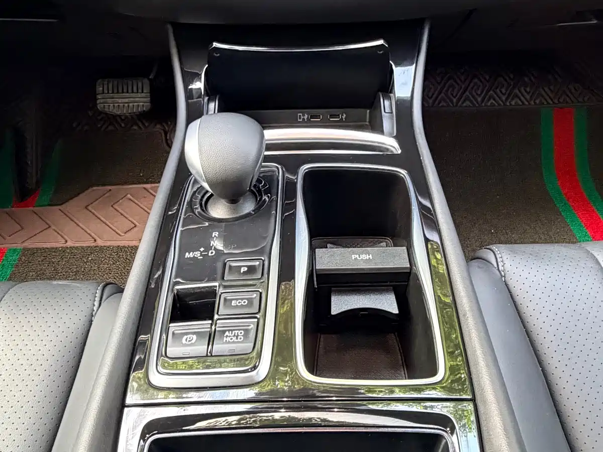 GAC Trumpchi Trumpchi GA6 2022 270T Automatic Luxury Edition фото 18