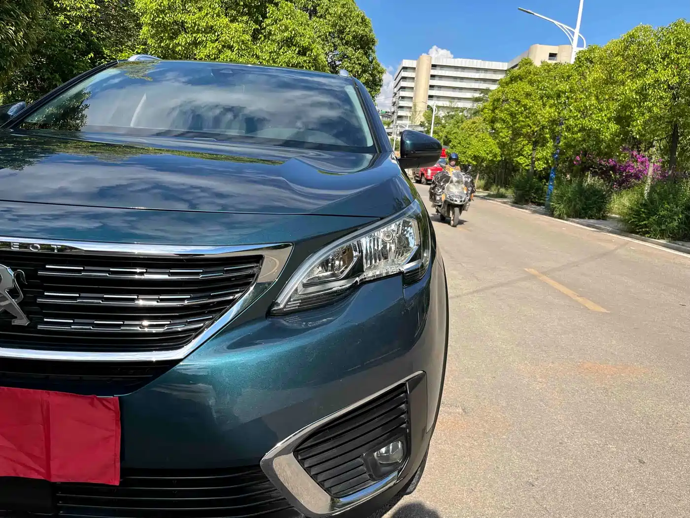 Peugeot 5008 2017 380THP 7-seat Elite Edition фото 11