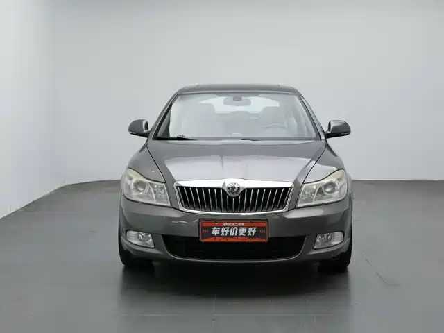 Škoda Octavia 2013 1.4TSI DSG Prestige Edition — фото 3