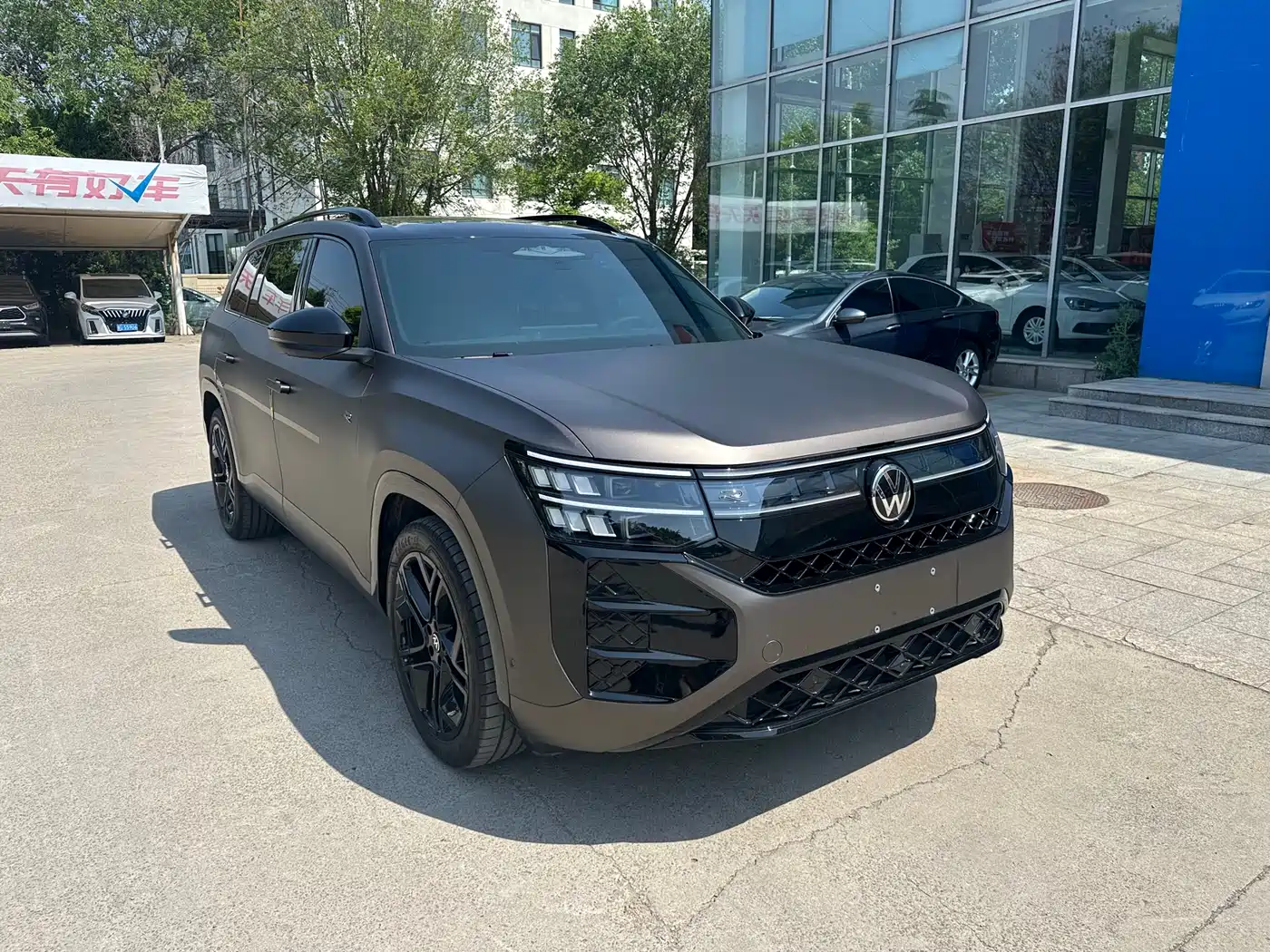 Volkswagen Teramont 2025 Teramont Pro 450TSI 4WD Summit Edition фото 3