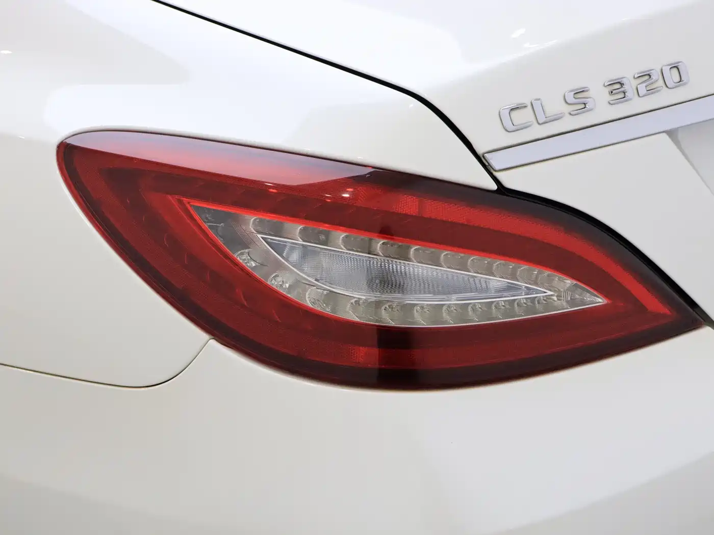 Mercedes-Benz CLS 2016 CLS 320 Edition фото 10