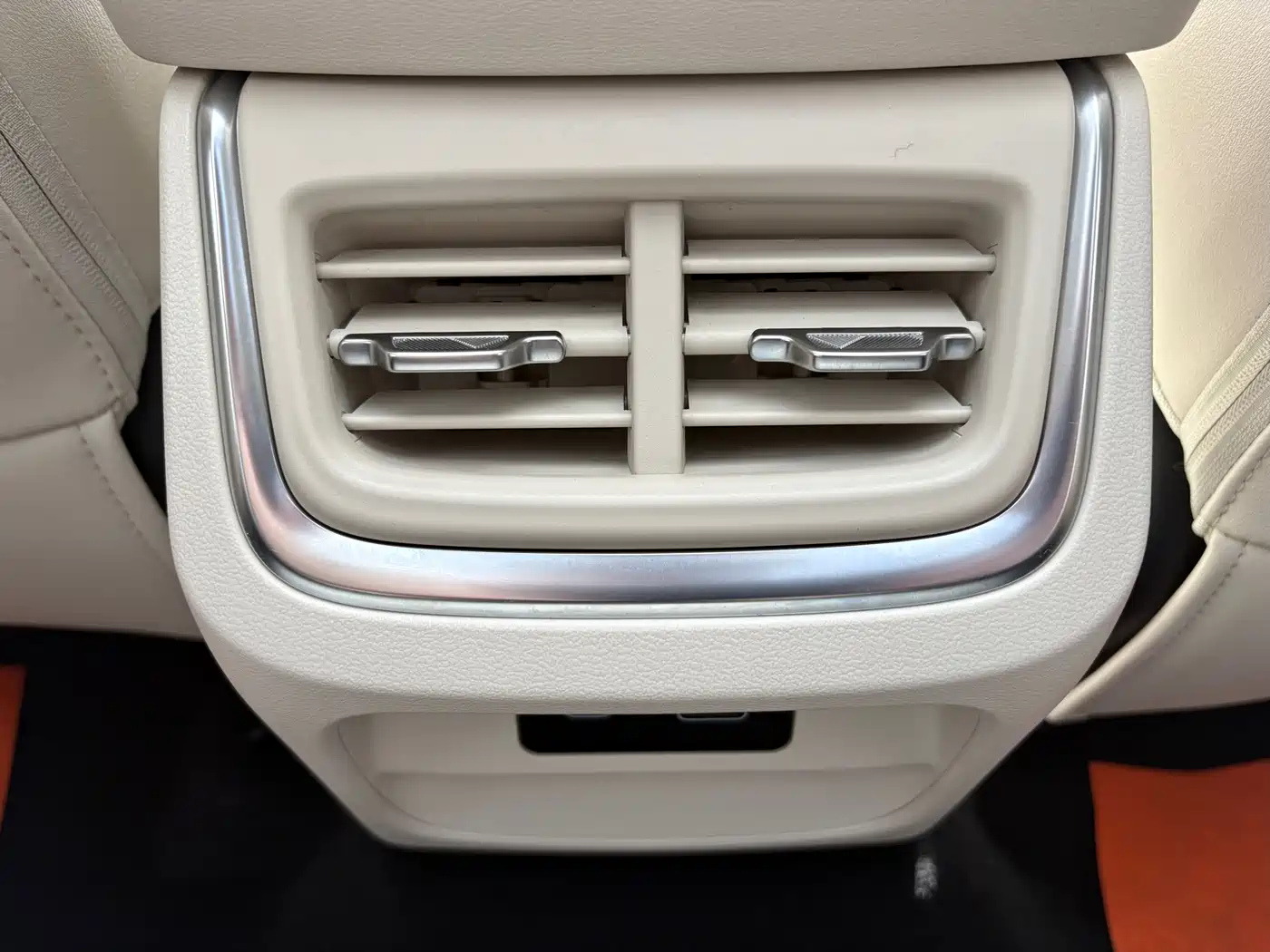Haval Xiaolong MAX 2025 Hi4 165 Ultra Smart Drive Edition фото 7