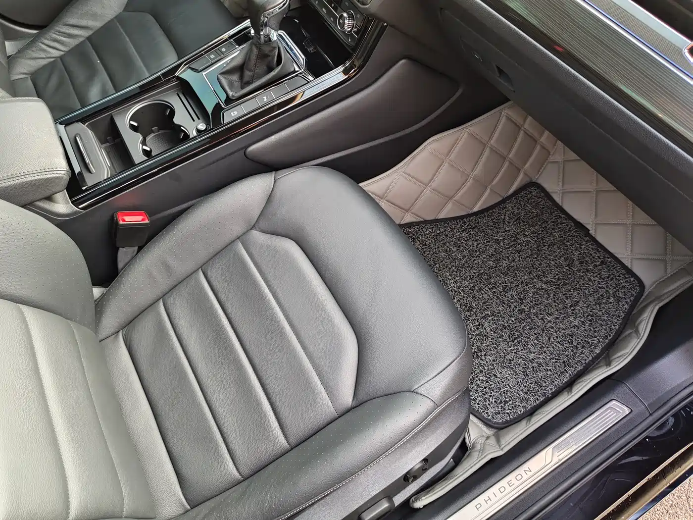 Volkswagen Phideon 2019 380TSI 2WD Business Edition China V фото 22