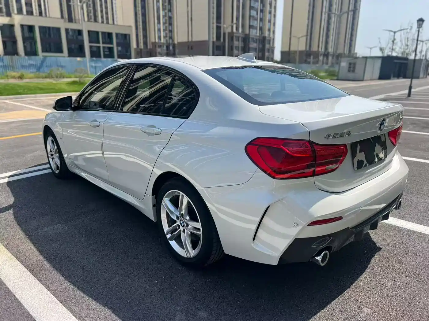 BMW 1 Series 2020 Model 120i M Sport Package фото 8