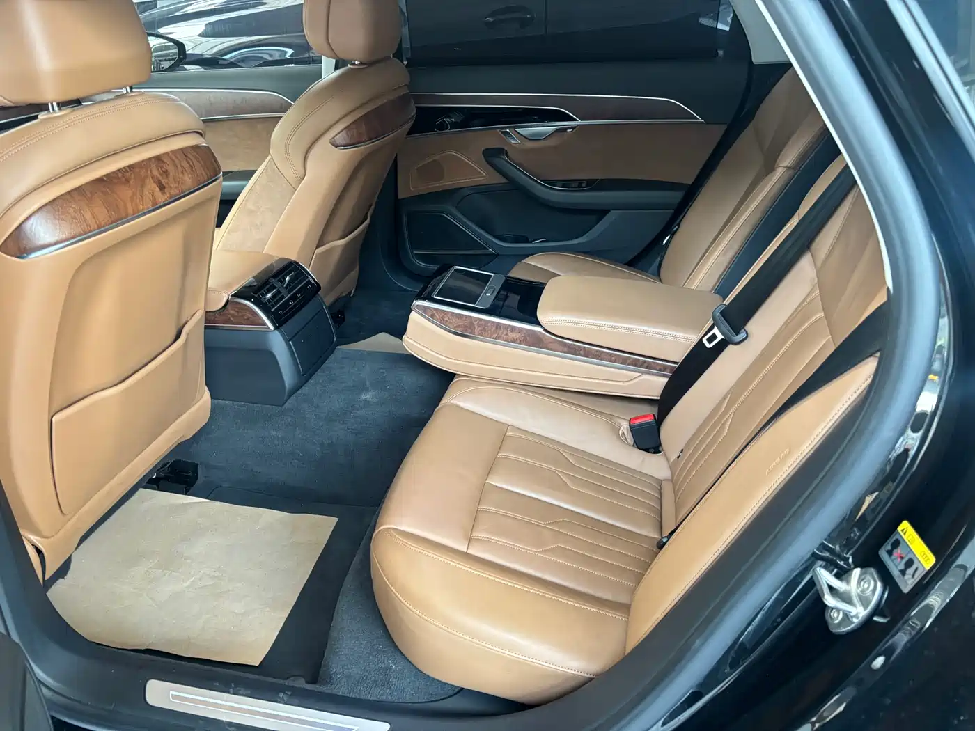 Audi A8 2018 A8L 55 TFSI quattro Launch Elite фото 7