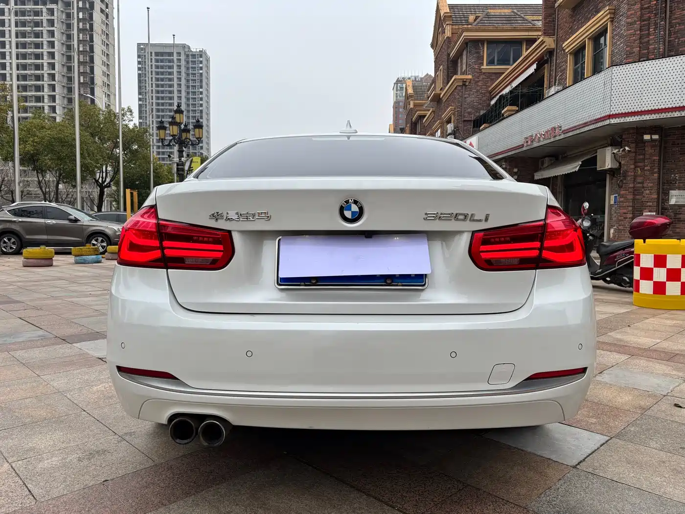 BMW 3 Series 2018 320Li Fashion Style фото 21