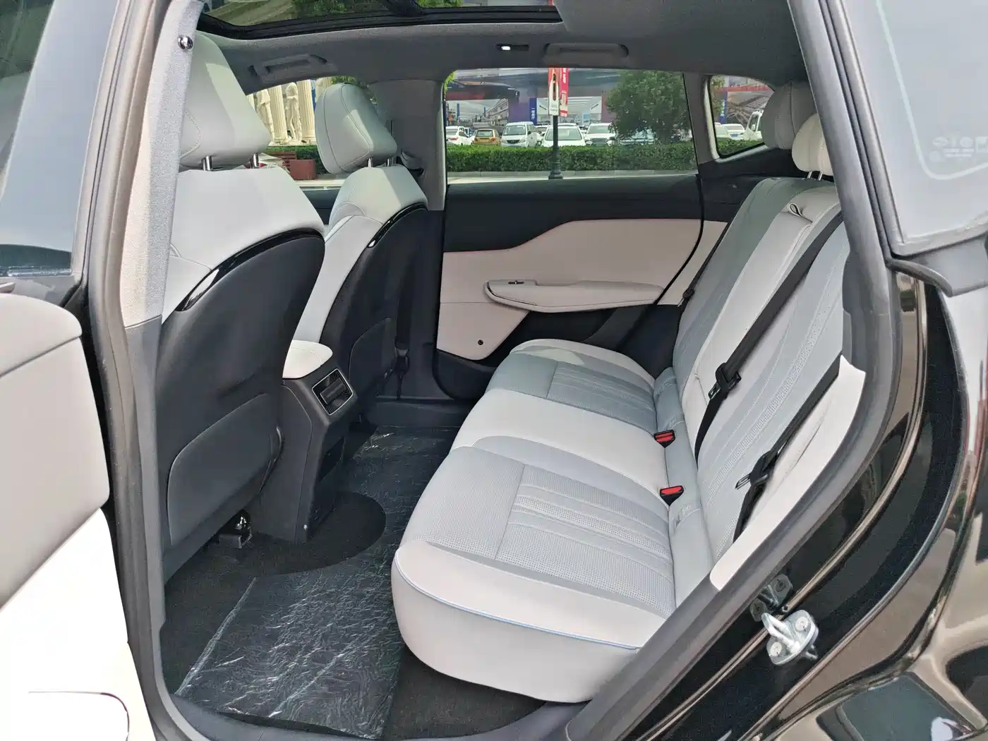 Voyah Auto Voyah Zhiyin 2024 Long Range Smart Edition фото 18