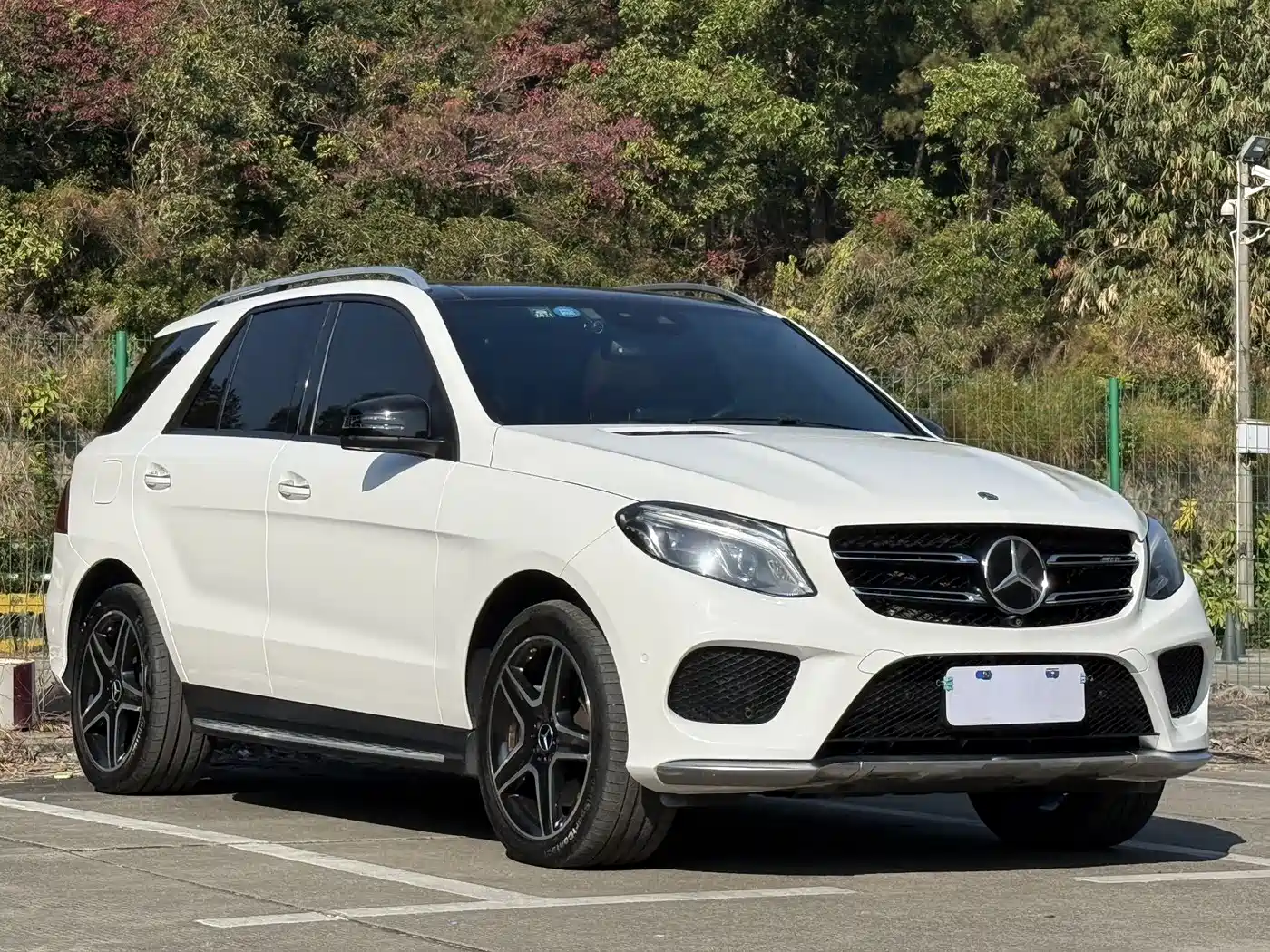 Mercedes-Benz GLE AMG 2017 AMG GLE 43 4MATIC фото 3