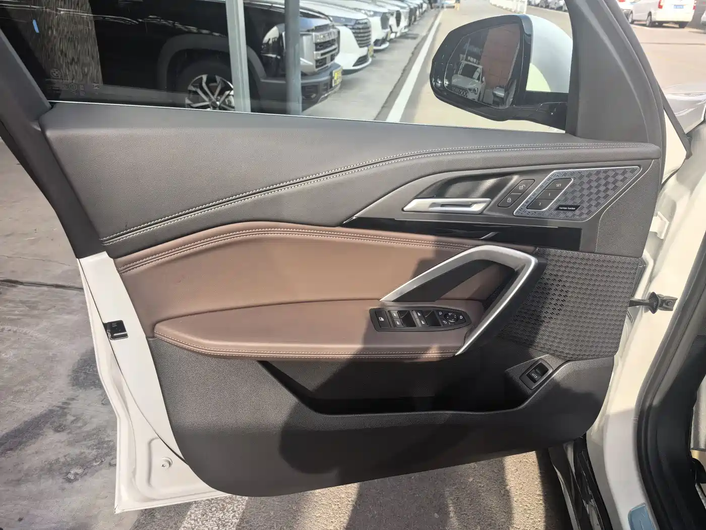 BMW X1 2024 sDrive25Li X Design Package фото 3