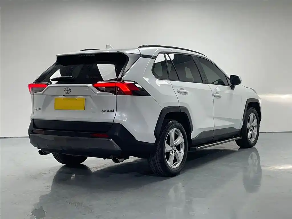 Toyota RAV4 Rongfang 2021 2.0L CVT 2WD Trend PLUS фото 8