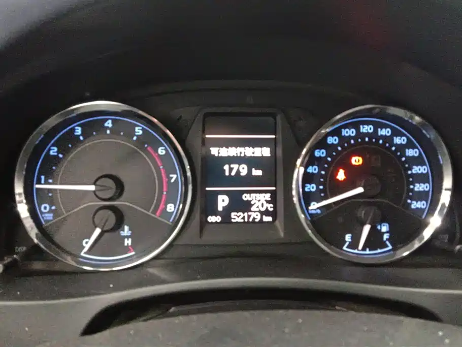 Toyota Corolla 2017 Facelift 1.2T S-CVT GL-i фото 14