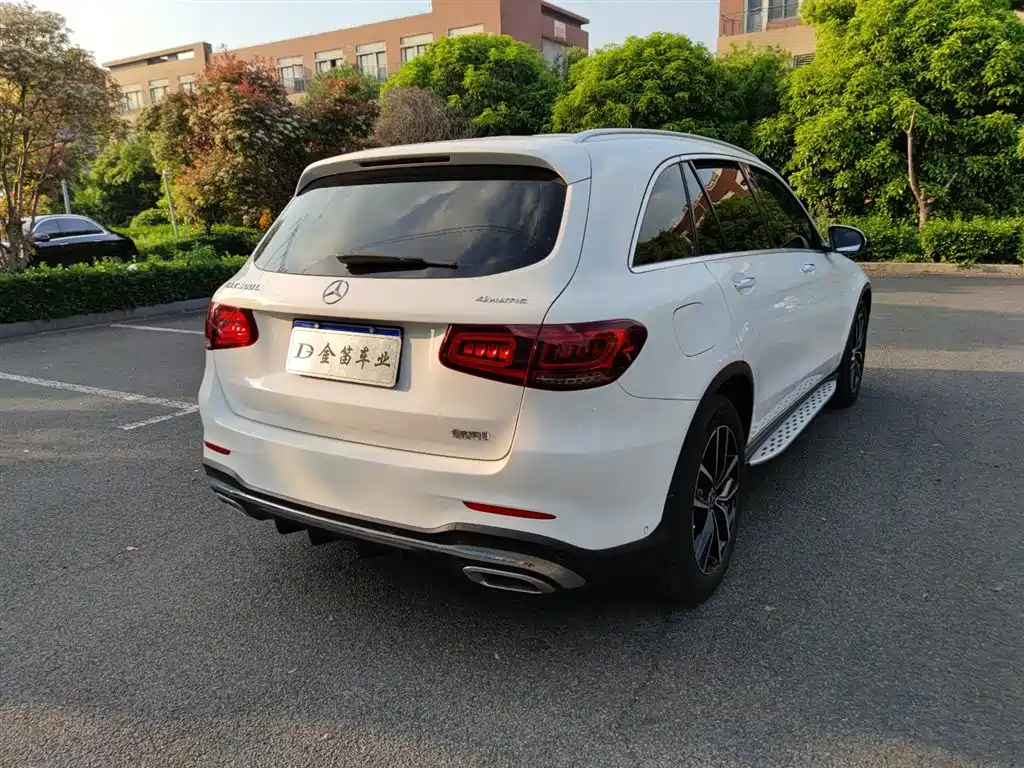 Mercedes-Benz GLC 2020 Facelift GLC 300 L 4MATIC Dynamic фото 10