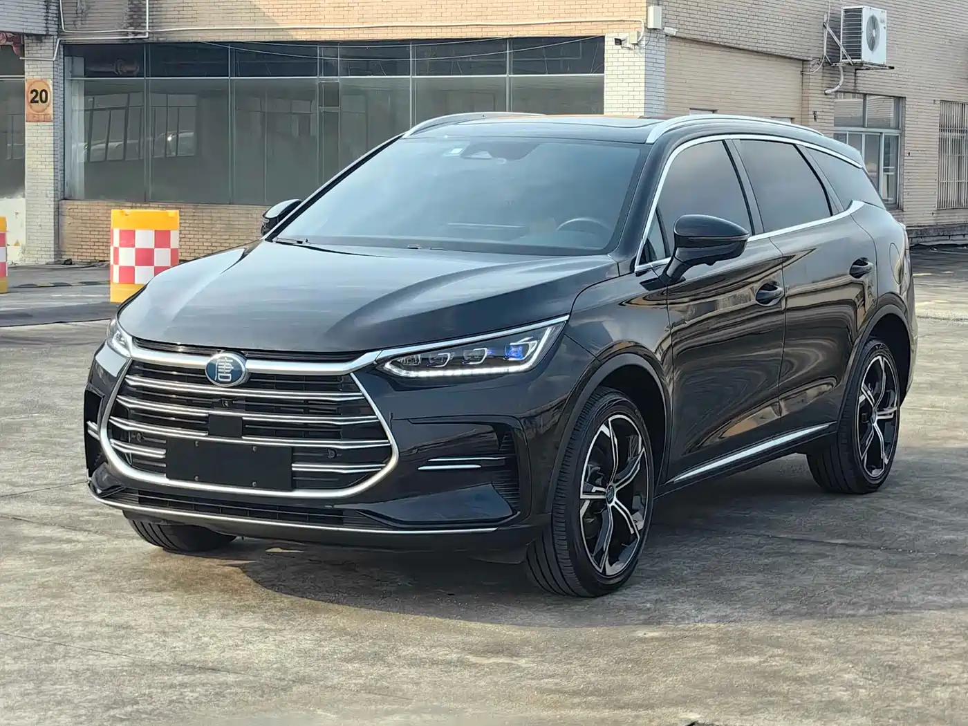 BYD Tang New Energy 2021 DM-i 112KM Honor