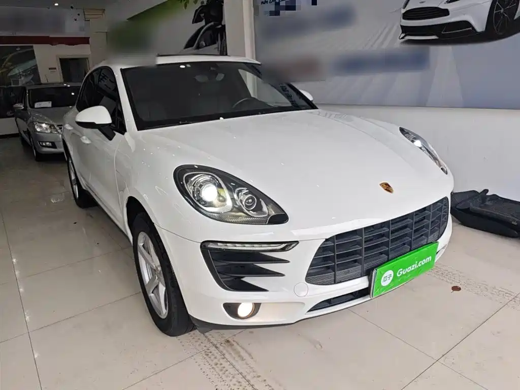 Porsche Macan 2017 Macan 2.0T фото 22