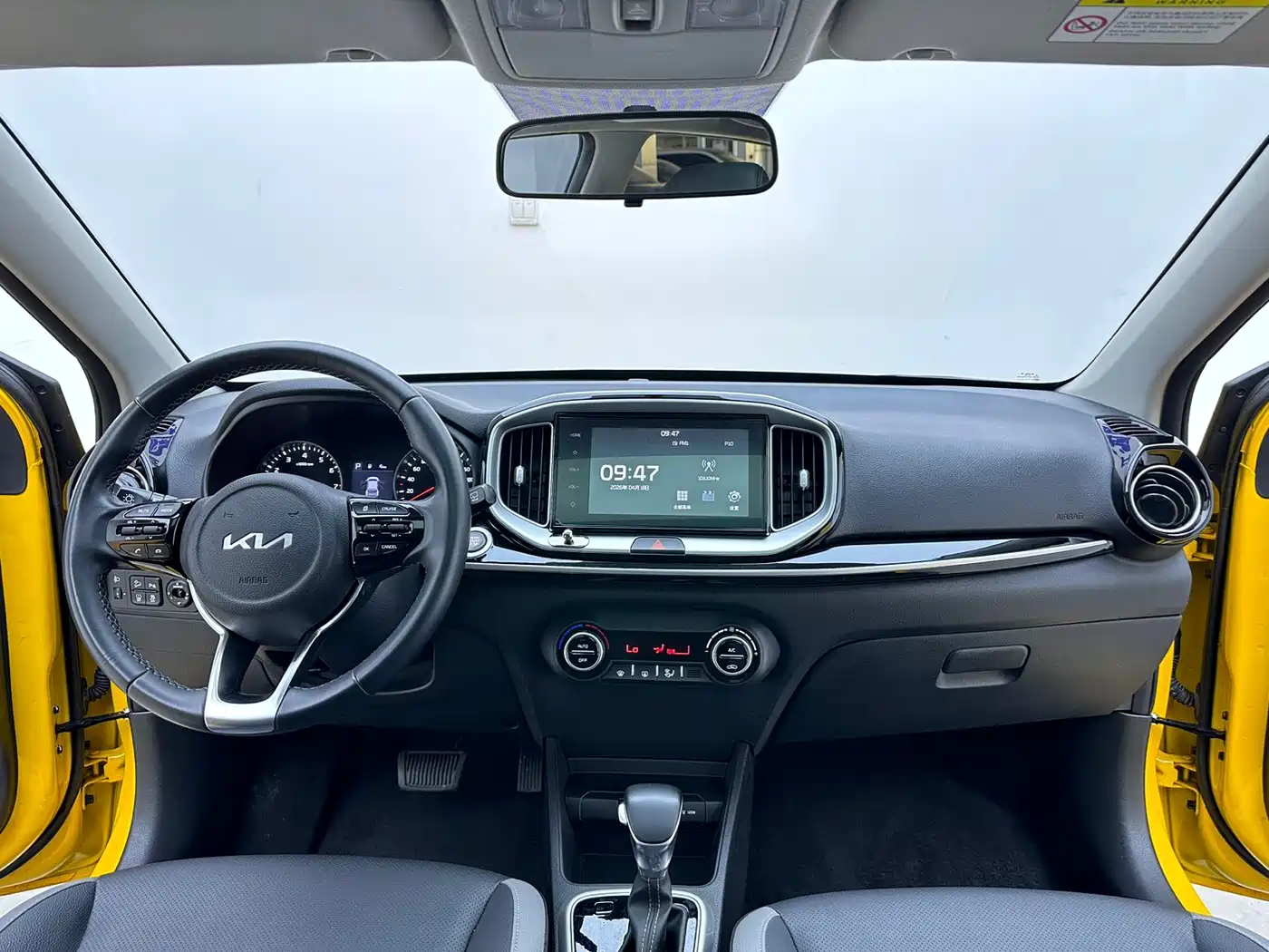 Kia KX1 2021 1.4L CVT Fun Sunroof Version фото 9
