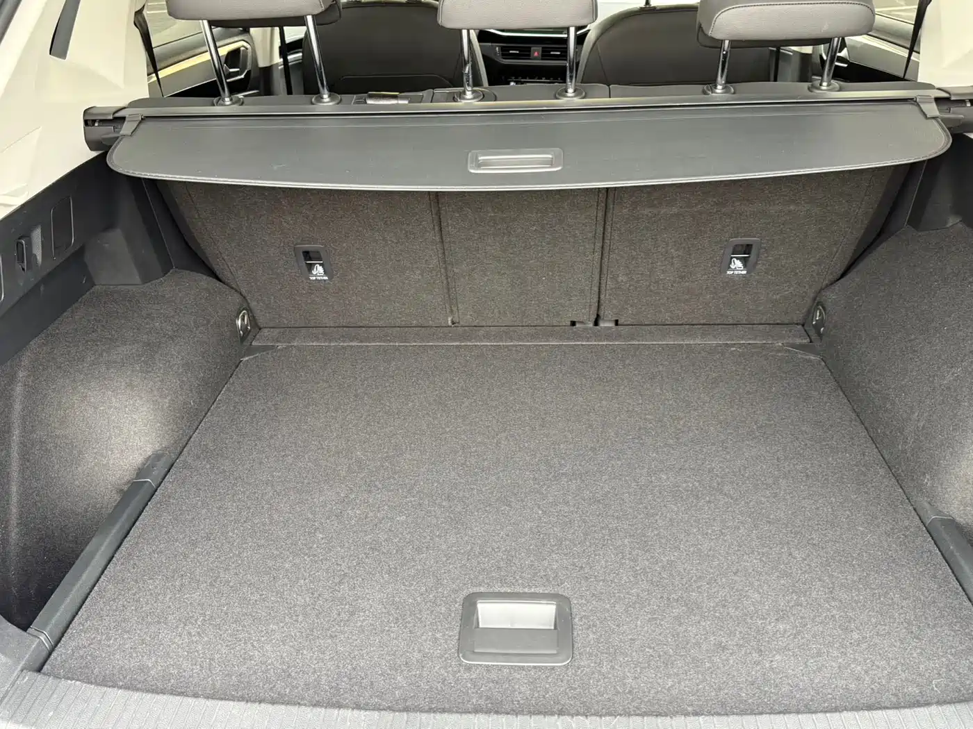 Volkswagen Tayron 2022 280TSI 2WD Luxury Smart Connect Edition фото 17