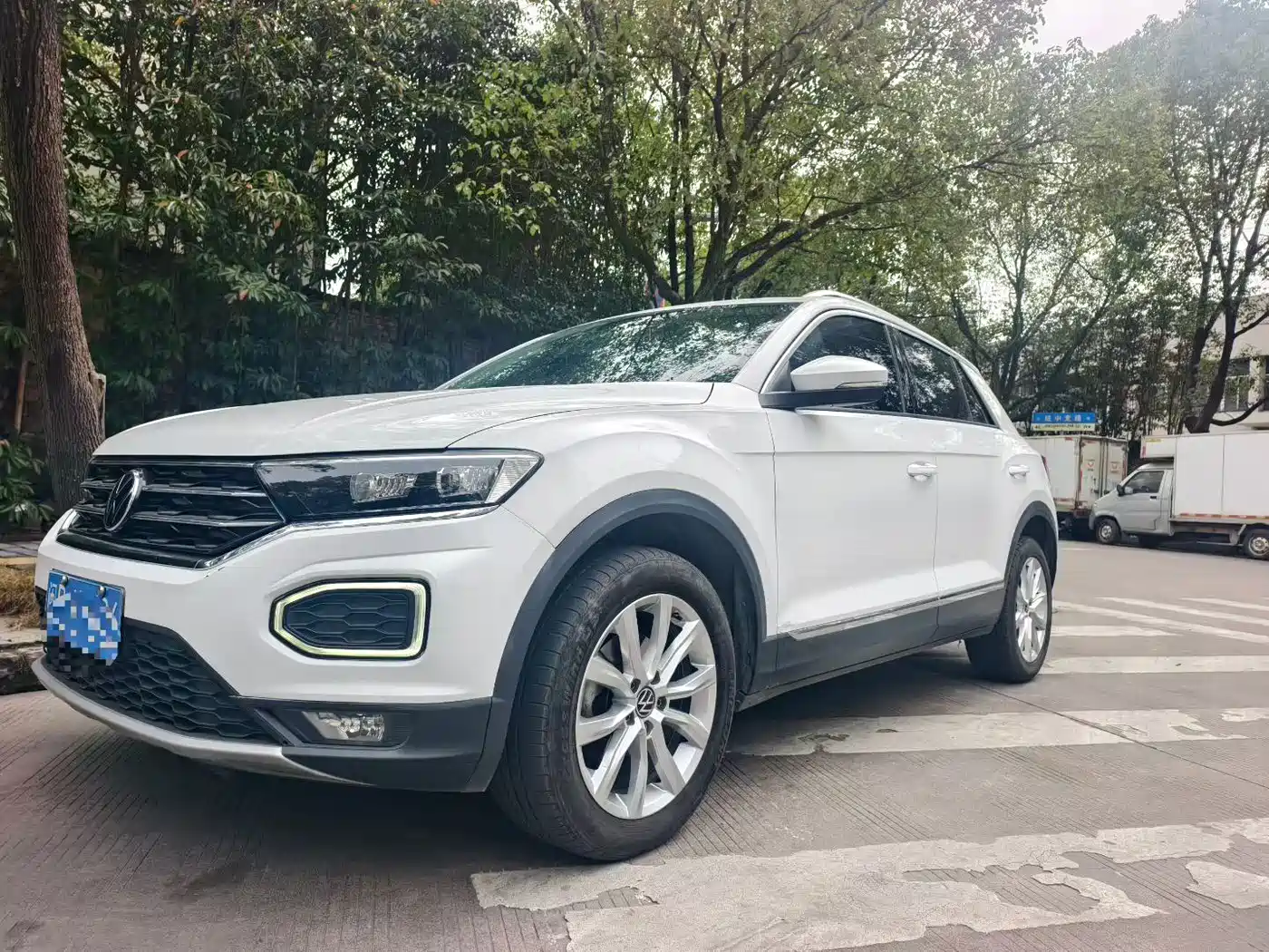 VOLKSWAGEN T-ROC EXPLORING SONGS