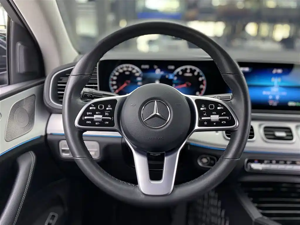 Mercedes-Benz GLE Coupe 2020 GLE 350 4MATIC Coupe SUV Fashion фото 5