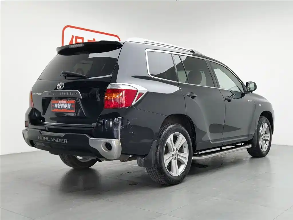 Toyota Highlander 2011 2.7L 2WD 5-seat Sport фото 2