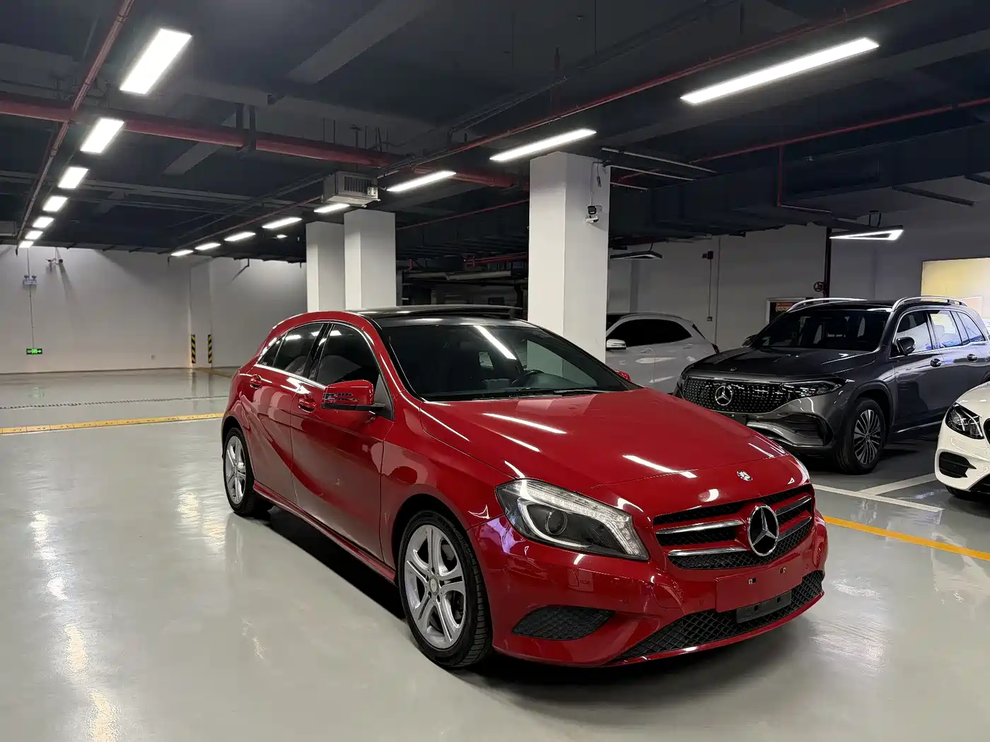 Mercedes-Benz A-Class (Import) 2015 A 180 фото 4