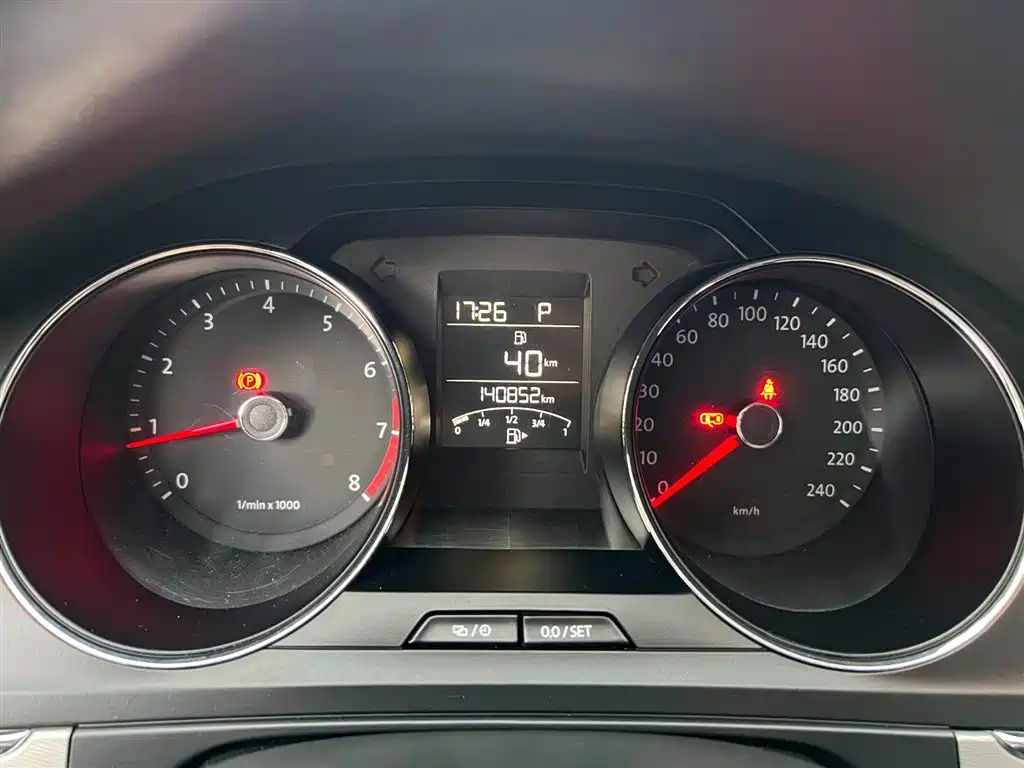 Volkswagen Bora 2015 Quality Edition 1.6L Automatic Fashion фото 6
