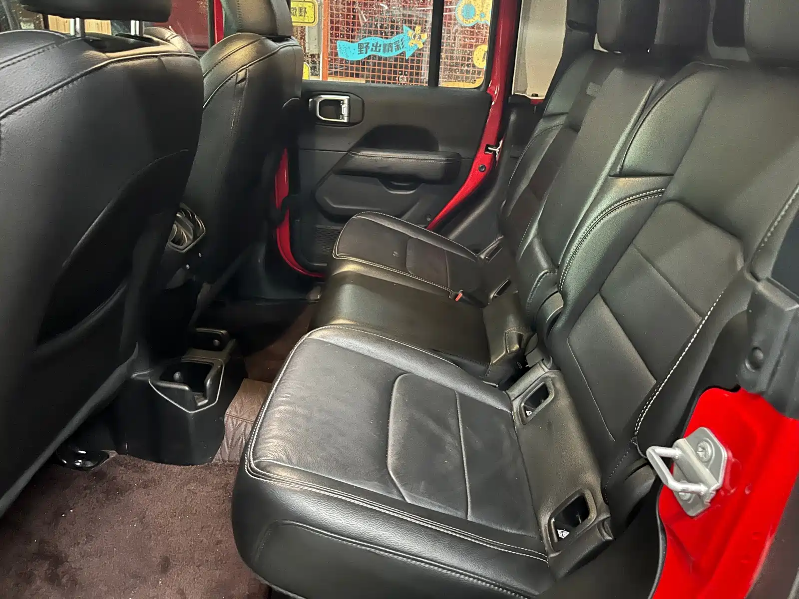 Фото 9 - Jeep Gladiator