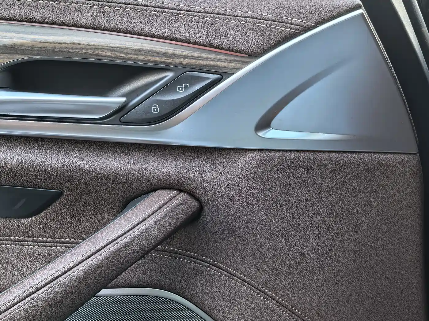 BMW 5 Series 2021 530Li Leading Luxury Package фото 32