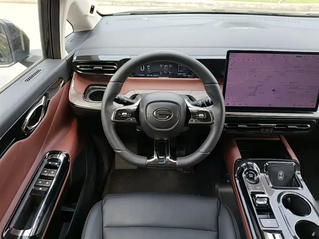 GAC Trumpchi Trumpchi E8 NEV 2024 150km Soaring Glory+ фото 11