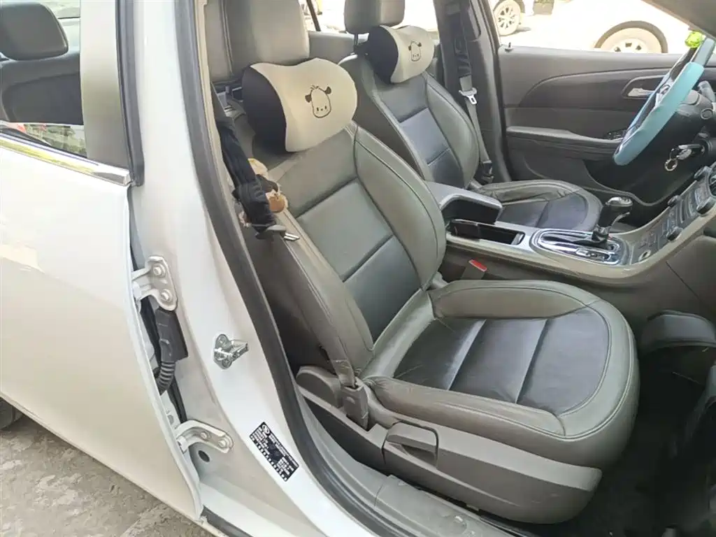 Chevrolet Malibu 2014 2.0L Automatic Luxury фото 25